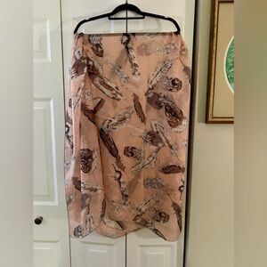 ZIEAO or OVEIZ (Unsure) Retro/Mod Light Pink Scarf W/ Feather Pattern 180x105 cm